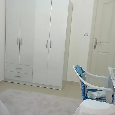Apollon Appartement